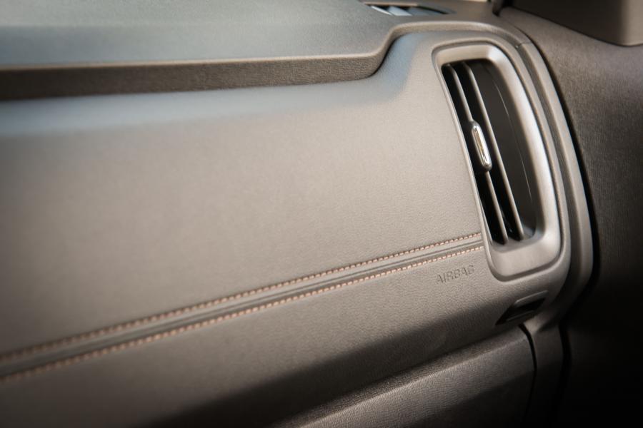 Детали интерьера Chevrolet TrailBlazer Premier 2019 года  (LA) (фото 8 из 9)